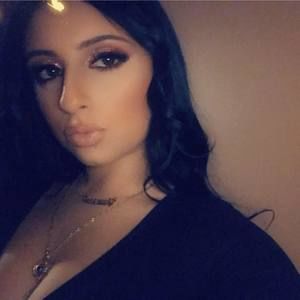 Meet your Posher, Vanessa